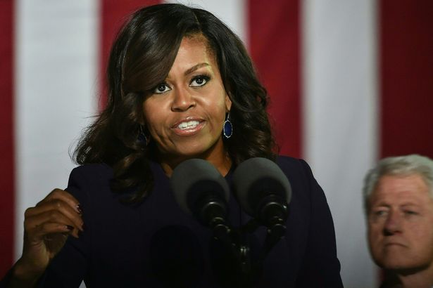 
Hình ảnh phu nhân Michelle Obama trong bài phát biểu ủng hộ ứng viên đảng Dân chủ Hilary Clinton.
