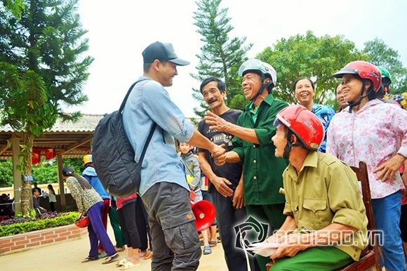 
Hình ảnh này của nam MC sẽ còn được nhiều người ghi nhớ mãi về một hành động đẹphướng tới cộng đồng, cần được nhân rộng
