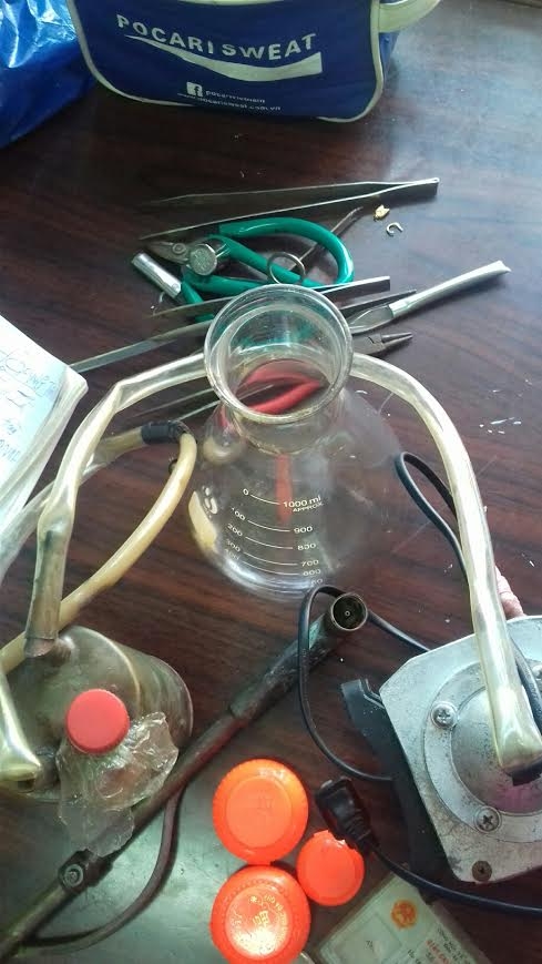 Tang vật của c&aacute;c đối tượng sử dụng để lừa đảo