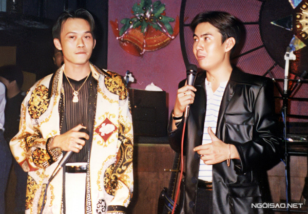 Danh hài Hoài Linh năm 1998 còn rất trẻ trung, lãng tử.