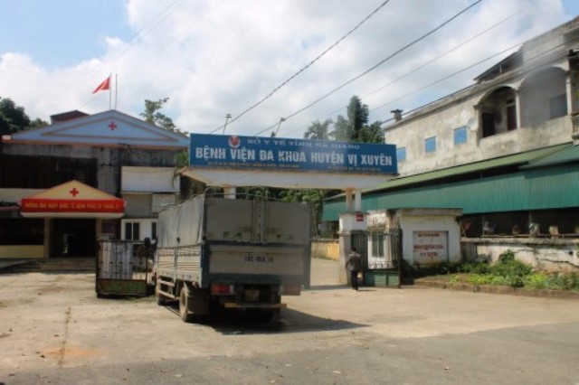 Hiện tại, các bệnh nhân bị ngộ độc thực phẩm đang được theo dõi tại bệnh viện đa khoa huyện Vị Xuyên.