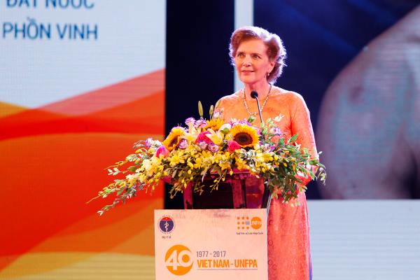 
Bà Astrid Bant - Trưởng đại diện UNFPA tại Việt Nam
