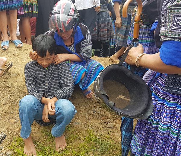 
Cháu Giàng A Sơn, con trai anh Hù.
