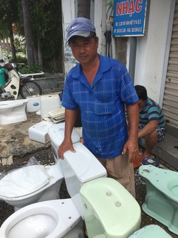 &Ocirc;ng L&ecirc; Văn Quyện