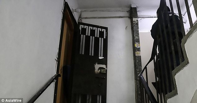 
Căn hộ nơi c&ocirc; b&eacute; 12 tuổi bị giết.
