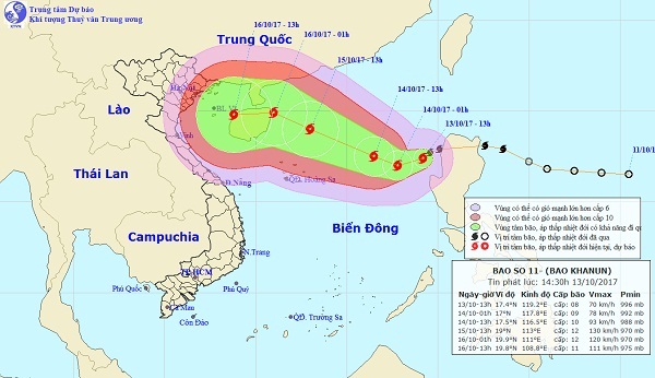 Bão số 11 đang phát triển mạnh ở Biển Đông với sức gió giật cấp 13.