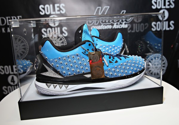 
Đôi giày sneaker có giá trên 4 triệu USD.
