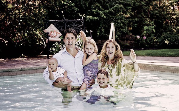 
Đây chính là gia đình hạnh phúc đủ đầy của Thủ tướng điển trai Justin Tredeau.
