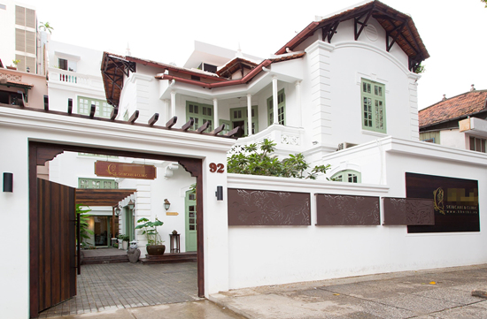
Thẩm mỹ viện của Thu Hoài là trung tâm chăm sóc sắc đẹp lớn ở TP HCM, có nhiều chi nhánh, chỗ lui tới thường xuyên của không ít sao Việt.
