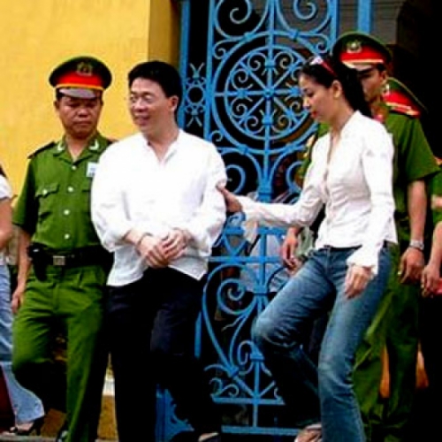 
Hà Kiều Anh có cuộc hôn nhân ngắn ngủi với đại gia Nguyễn Gia Thiều

