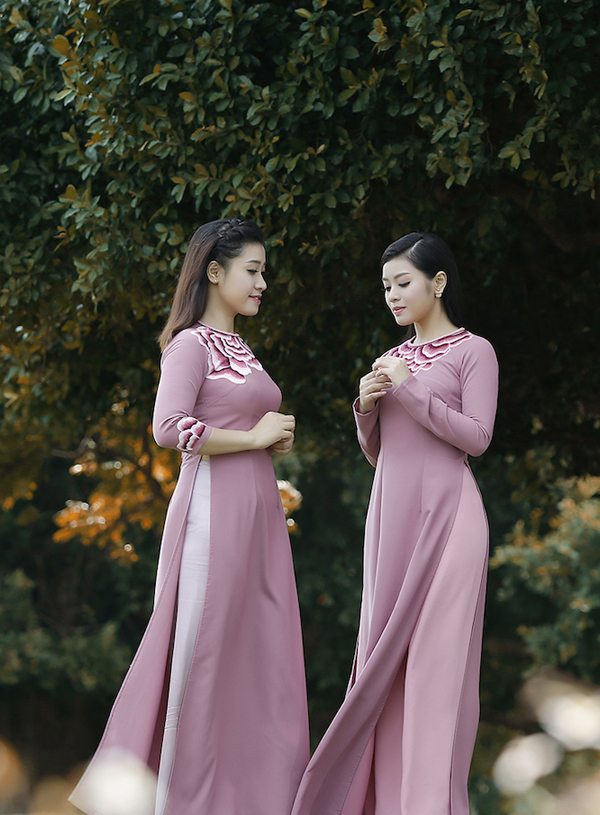 Cả hai ăn ý trong ca khúc Đừng quên câu ca dao.