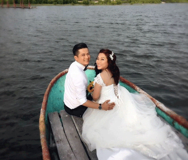 Hoàng Anh cũng là kẻ si tình vì vợ làm hài lòng mẹ anh.