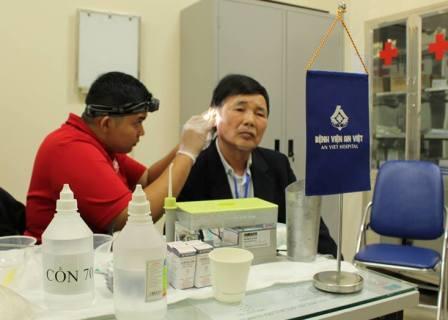 
Khám thính lực ở bệnh viện đa khoa An Việt
