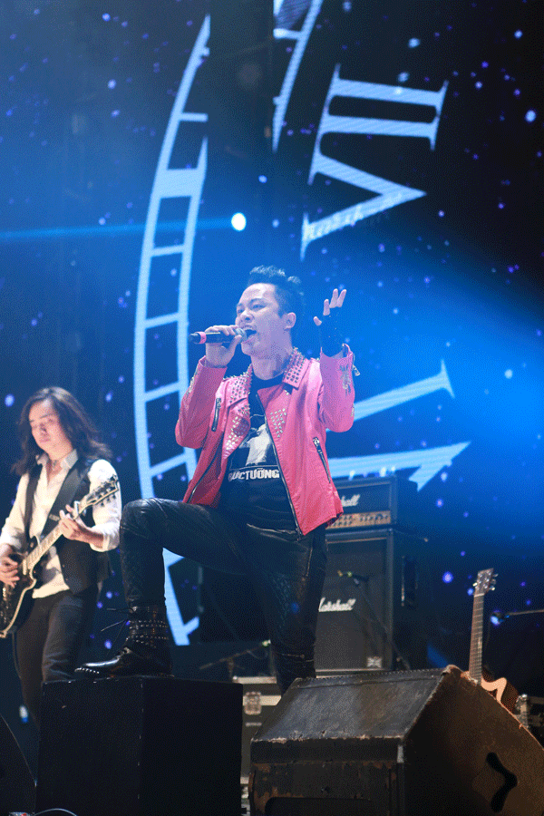 
Trong đêm diễn này, ca sĩ Tùng Dương là người thể hiện nhiều nhất các ca khúc của cố NS Trần Lập.
