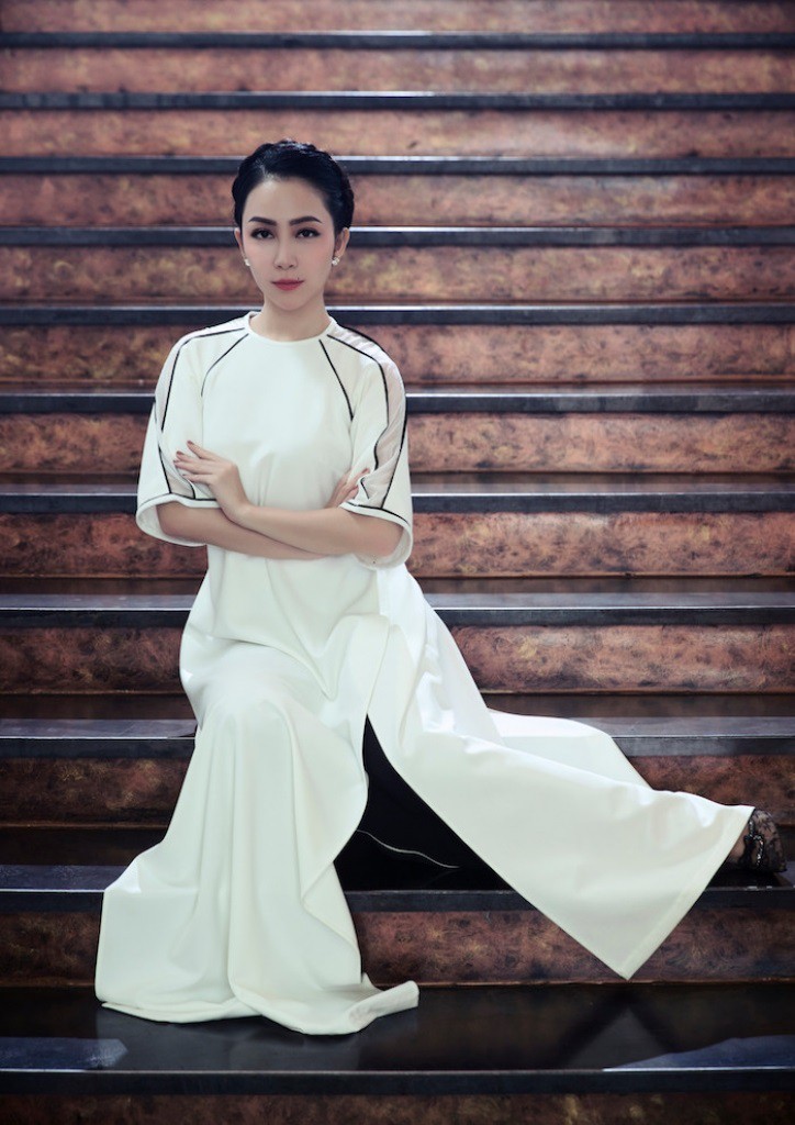 Cuối cùng, Linh Nga đã thắng chồng cũ quyền nuôi con vì trong phiên xử, chồng cũ của cô đã vắng mặt