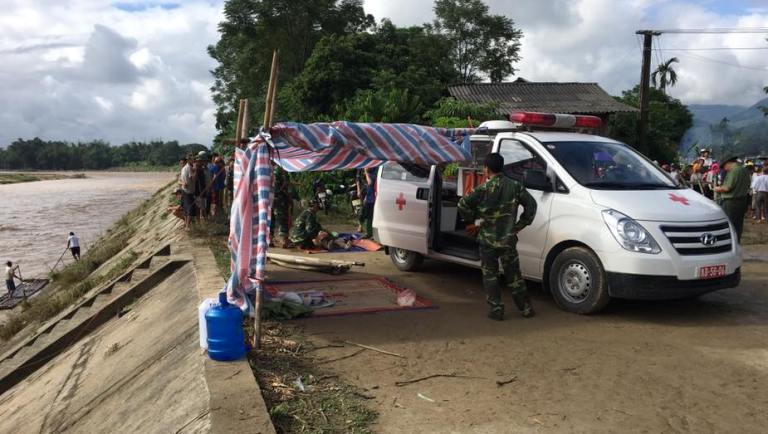 Tính đến 17h ngày 12/10, mưa lũ làm 46 người chết, 33 người mất tích, 30 người bị thương.