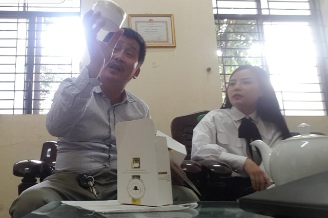 Bà Nguyễn Thu Trang – Giám đốc Công ty TNHH Thương Mại và Dịch vụ TS Việt Nam trong buổi giải trình với cơ quan chức năng chiều 30/10. Ảnh: PV