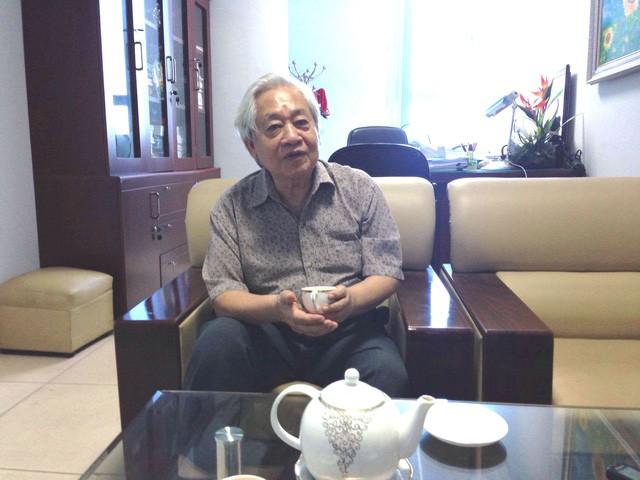 
GS Phạm Tất Dong cũng cho rằng đề xuất cải tiến Tiếng Việt khó khả thi.
