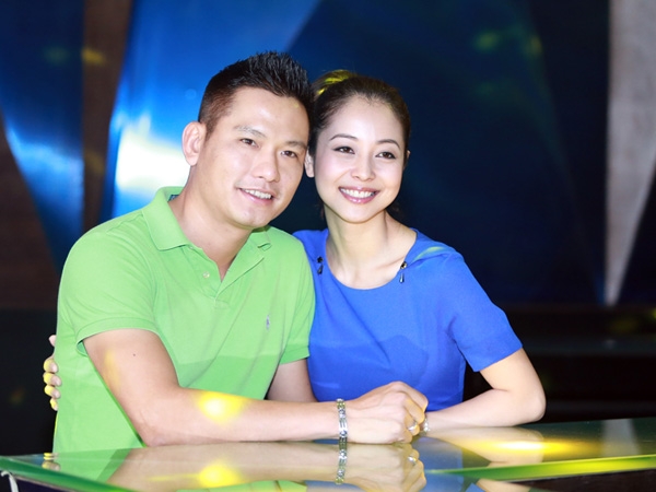 
Gia đình hạnh phúc của Hoa hậu Jennifer Phạm và doanh nhân Đức Hải.
