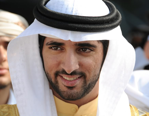 
Hoàng tử Maktoum nổi tiếng đẹp trai, phong độ, giàu có và cũng chịu chơi bậc nhất Dubai.
