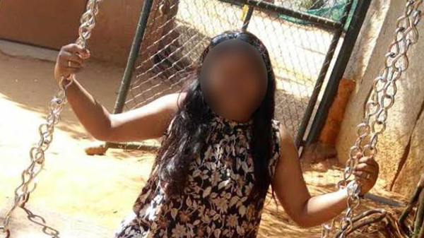 
Lydia Yeshpaul hiện đ&atilde; bị bắt sau khi thực hiện vụ tấn c&ocirc;ng. Ảnh: Bangalore News & Photos
