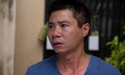 Tuy nghịch ngợm là vậy nhưng NSƯT Công Lý là người rất thương ba. Hình ảnh nam danh hài xông ra đánh vật với người khác chỉ vì họ gây lộn với bố mình khiến ba anh nhớ mãi.