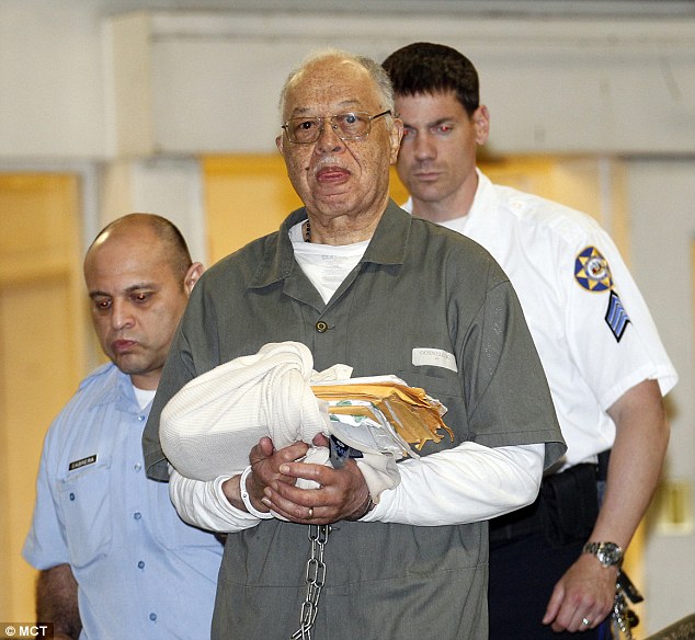 
Kermit Gosnell tại phiên tòa xét xử.
