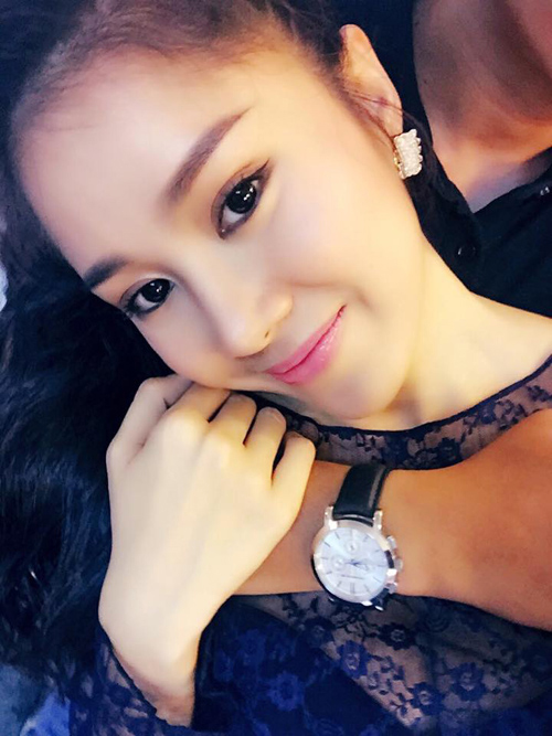 Sau 2 năm ly hôn Quách Ngọc Ngoan, đầu tháng 7/2016, Lê Phương chuyển trạng thái trên trang cá nhân sang Đang hẹn hò.