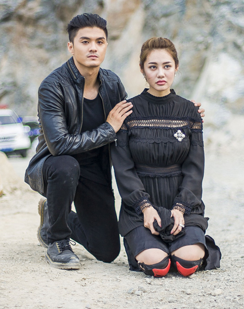
Lâm Vinh Hải và Linh Chi có tình ý khi đóng phim cùng nhau.
