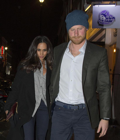 
Harry và bạn gái Meghan Markle. Ảnh: Fame Flynet
