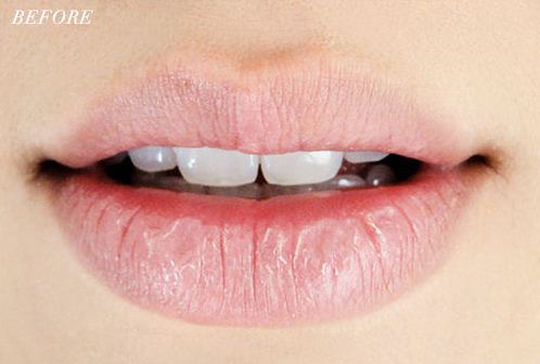 Khi đánh những loại son lì, đôi môi càng cần phải mịn màng hơn bao giờ hết bởi nếu môi bong tróc, không đều thì trông xấu lắm nhé các bạn. (Ảnh: Internet)