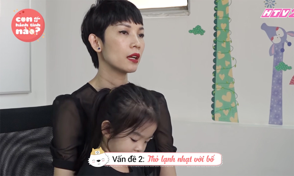 
Cựu người mẫu buồn vì con gái lạnh nhạt với bố đẻ.
