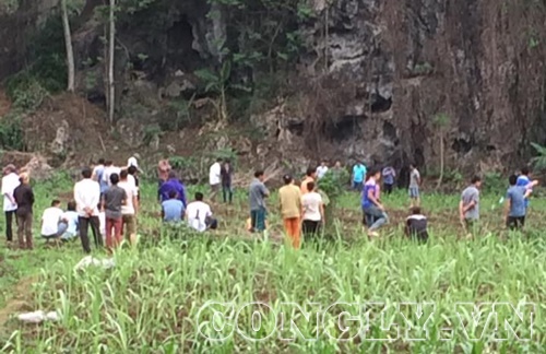 
Hiện trường nơi phát hiện thi thể người đàn ông
