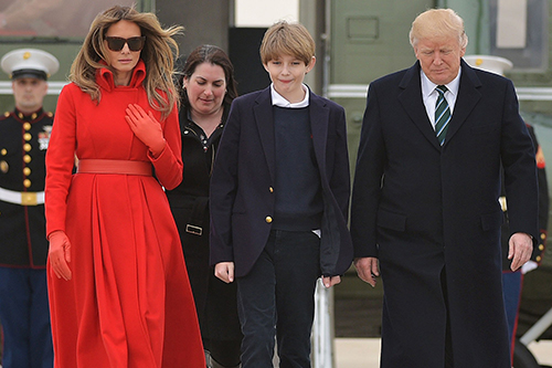 
Tổng thống Mỹ Trump và vợ con. Ảnh: AFP

