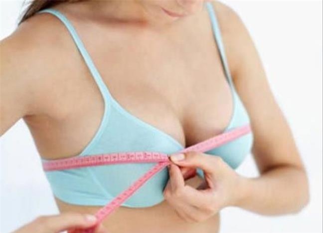 Bạn tuyệt đối không được hút thuốc để giữ ngực khỏe mạnh.