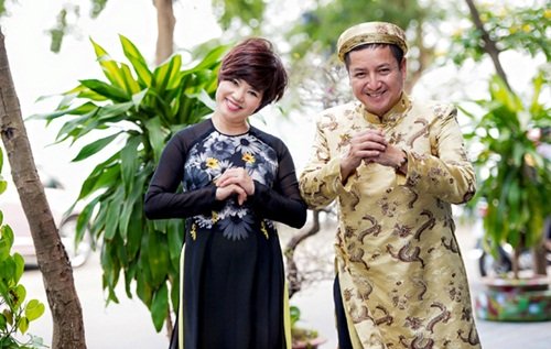 
Vợ chồng nghệ sĩ Ch&iacute; Trung.
