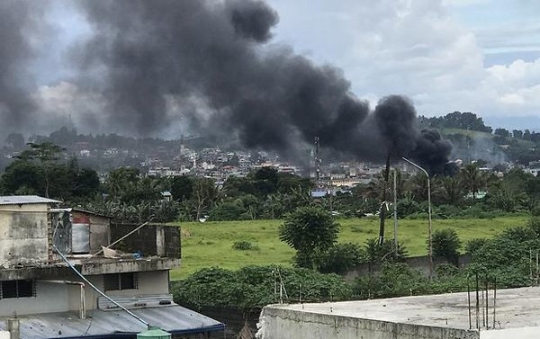 
Chiến sự ở Marawi vẫn chưa có dấu hiệu kết thúc. (Ảnh: SBS)
