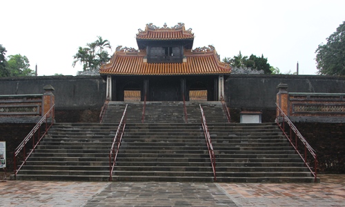 Lăng vua Tự Đức, nơi có thờ bài vị các bà vợ của vua. Ảnh: Võ Thạnh.