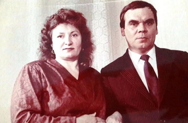 
Vợ chồng Zoya Tuganova. (Ảnh: hefty)
