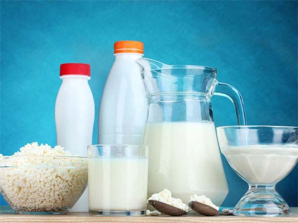 
Những loại động vật sản sinh sữa thường được tiêm một số loại hormon và hóa chất. (Ảnh minh họa)
