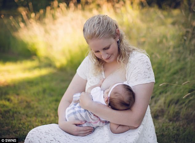 Cô Elisabeth mắc chứng bệnh hiếm gặp khiến cô có nhiều sữa hơn các bà mẹ khác.