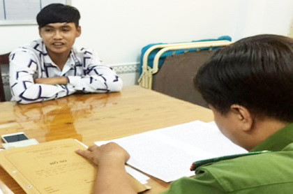 Nhỏ tại cơ quan điều tra. Ảnh: Công an cung cấp.