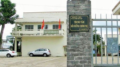 Trung t&acirc;m bồi dưỡng ch&iacute;nh trị TP Bảo Lộc 