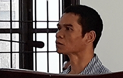 Yêu râu xanh tại tòa. Ảnh: Thanh Châu