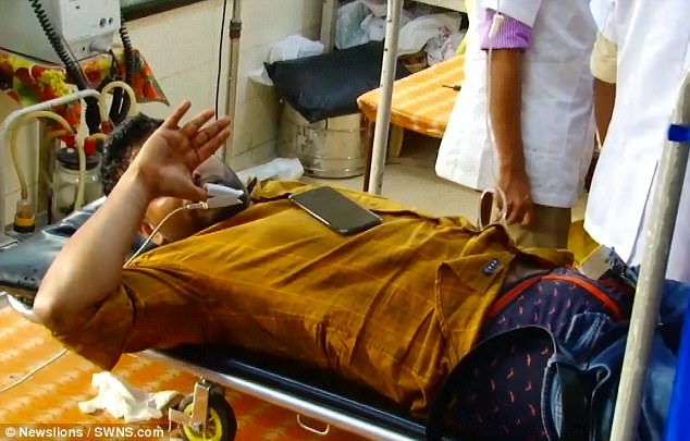 Irshad nhập viện sau khi bị người t&igrave;nh trả th&ugrave;.