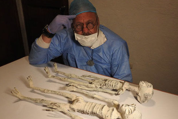 
Các xác ướp người ngoài hành tinh vừa được tìm thấy ở Peru, theo những người theo thuyết âm mưu
