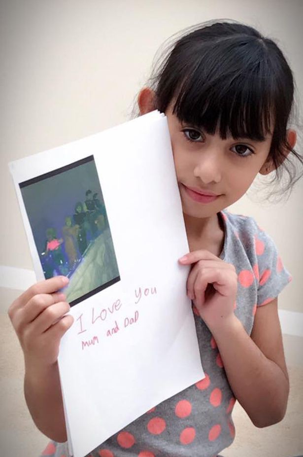 Sophia rất y&ecirc;u bố mẹ nhưng lại bị bố s&aacute;t hại d&atilde; man. (Ảnh: Internet)