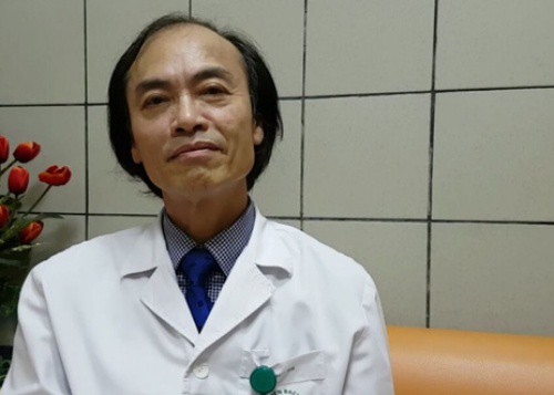 
Phó giáo sư-tiến sĩ Nguyễn Tiến Dũng, nguyên trưởng khoa Nhi, Bệnh viện Bạch Mai.
