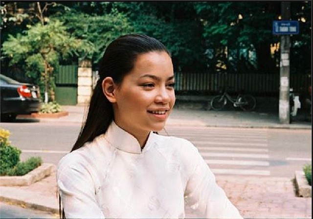 Hà Hồ vào vai cô giáo Hoài An trong phim “Chiến dịch trái tim bên phải”