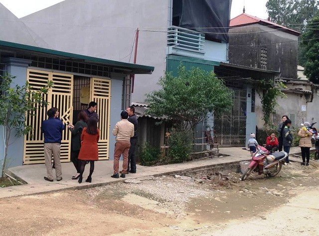 Nhiều người dân bàng hoàng khi hay tin bé gái hơn 20 ngày tuổi bị bắt cóc và sát hại.
